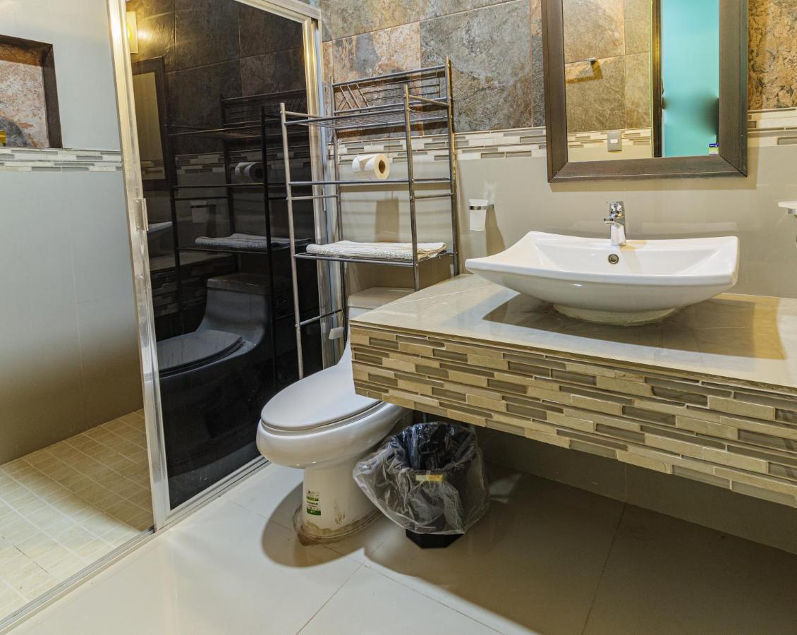 Hotel Suites Paraiso Merida Exterior photo